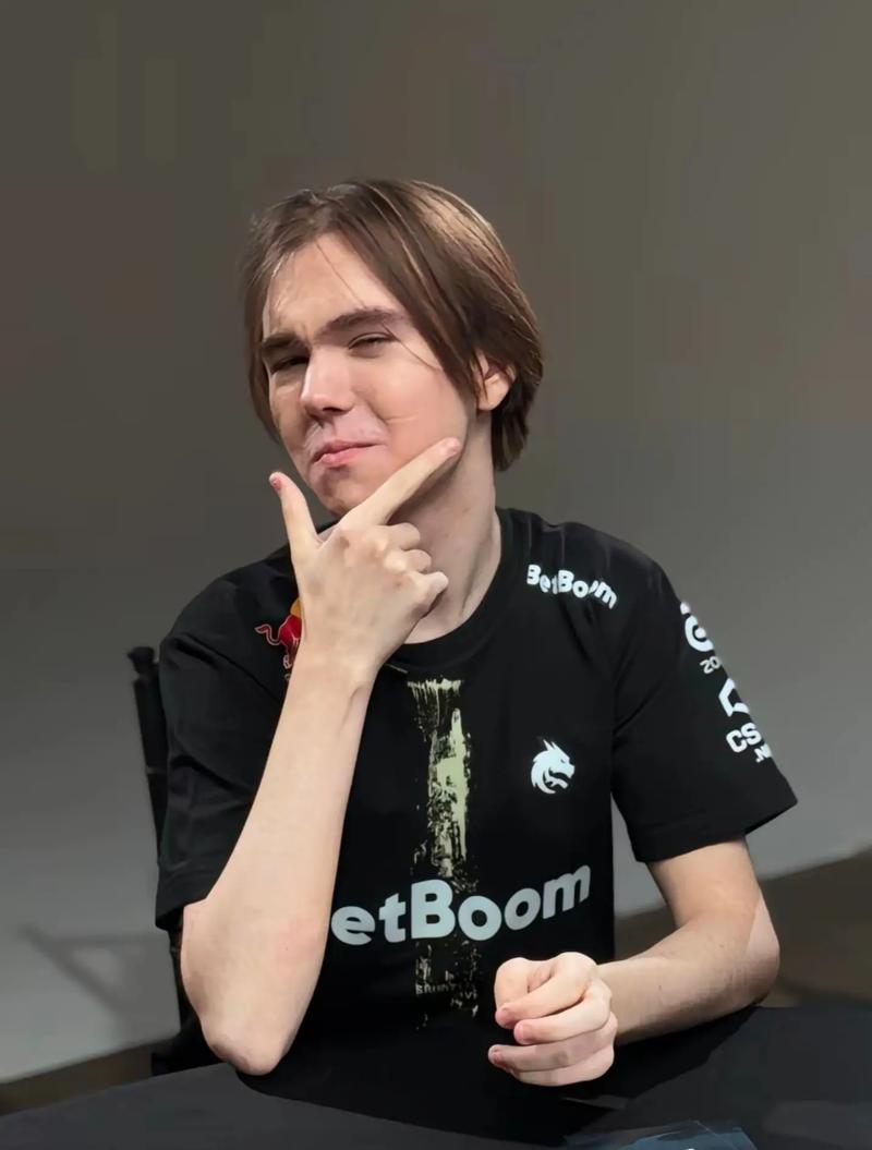 “终于明白了” — NAVI 反思小组赛表现和季后赛心态