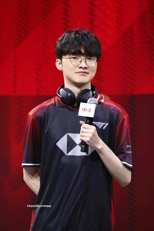 Unicorns Of Love Sexy Edition , Los Heretics , 和 Los Ratones 晋级EMEA Masters 2025夏季季后赛